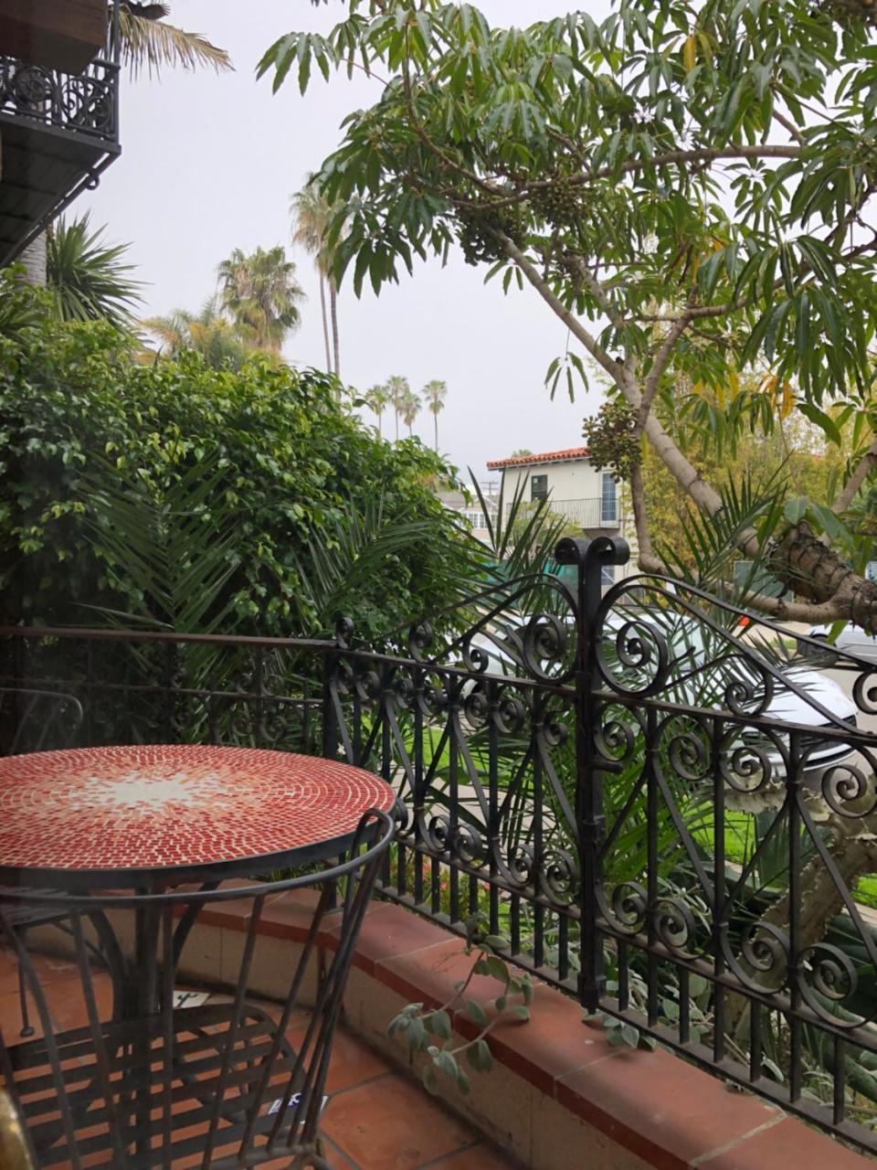 Villa Rosa Inn Santa Barbara Exterior photo